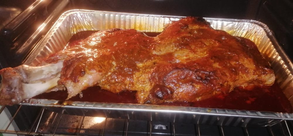 Pierna de cerdo al horno con adobo